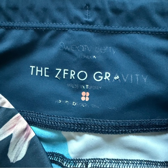 Sweaty Betty Zero Gravity Print Ankle Legging Floral Active Casual Women’s Small - Picture 11 of 12